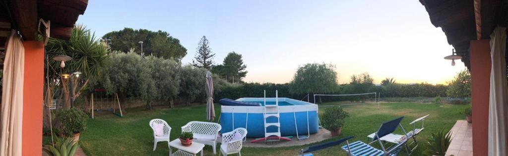 La Stanza Delle Muse In Villa Con Piscina Fontane Bianche Eksteriør billede
