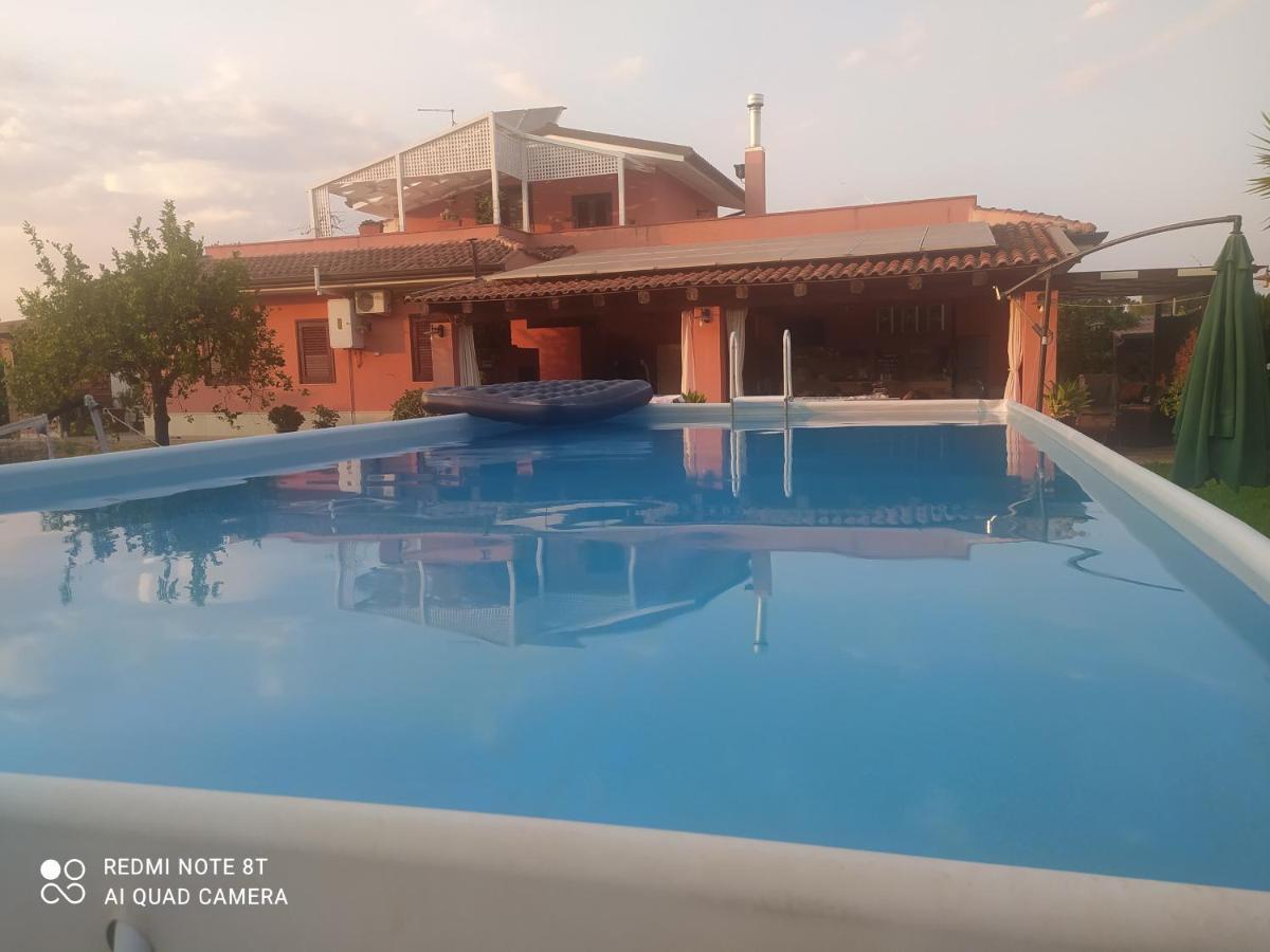 La Stanza Delle Muse In Villa Con Piscina Fontane Bianche Eksteriør billede
